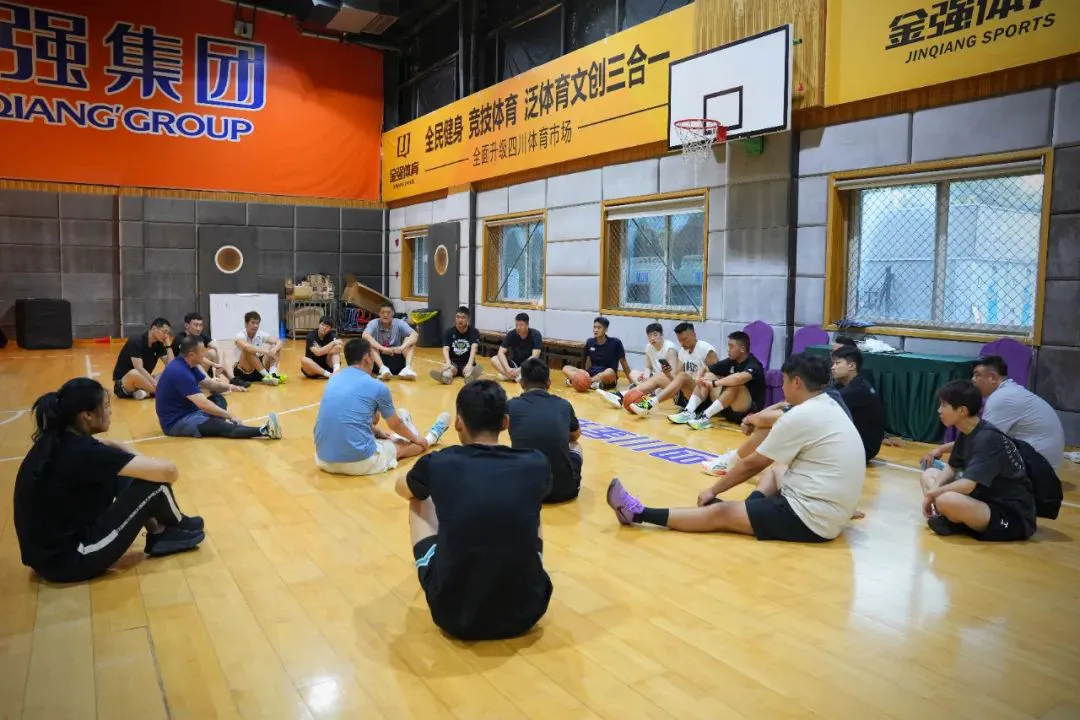 职业篮球运动员如何保持战术训练的高效性?_2